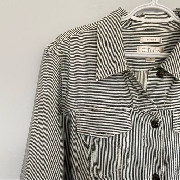 CJ Banks micro stripe button front jacket EUC 2X - Picture 3 of 5